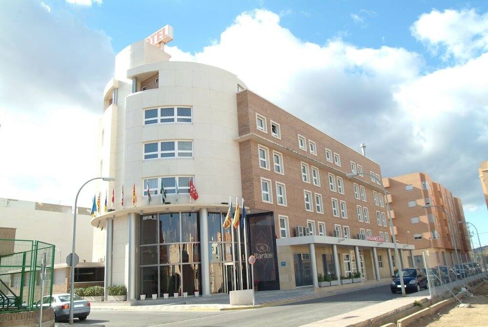 Фото Hotel Bartos
