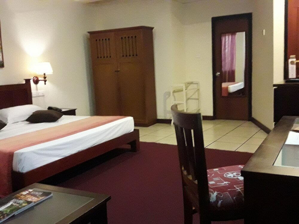 Фото Hotel Janaki
