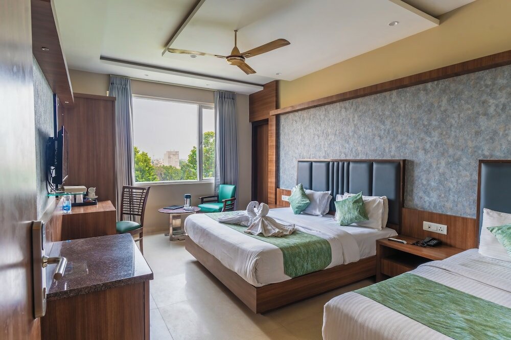 Фото Hotel Amritsar International