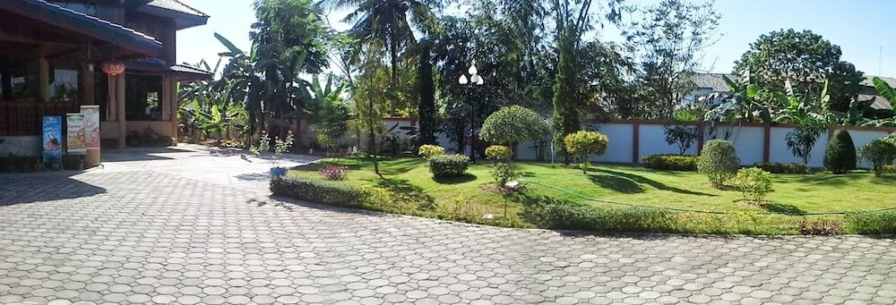 Фото Suandarbporn Resort Mae Sot