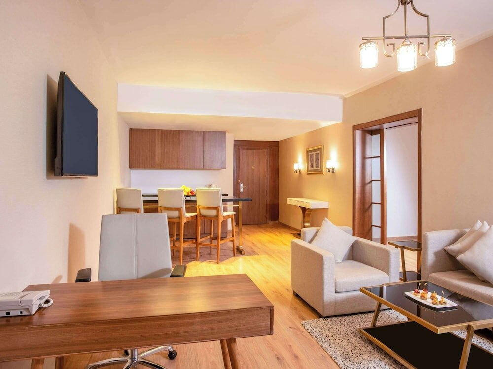 Фото Movenpick Hotel Cairo Media City