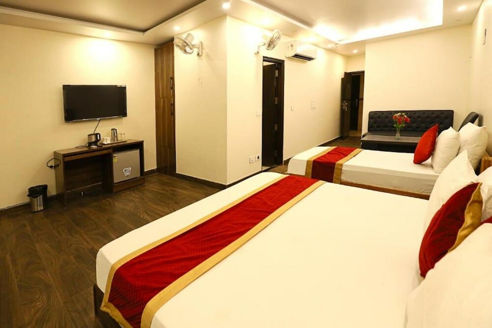 Фото Jyoti Mahal A Heritage Hotel