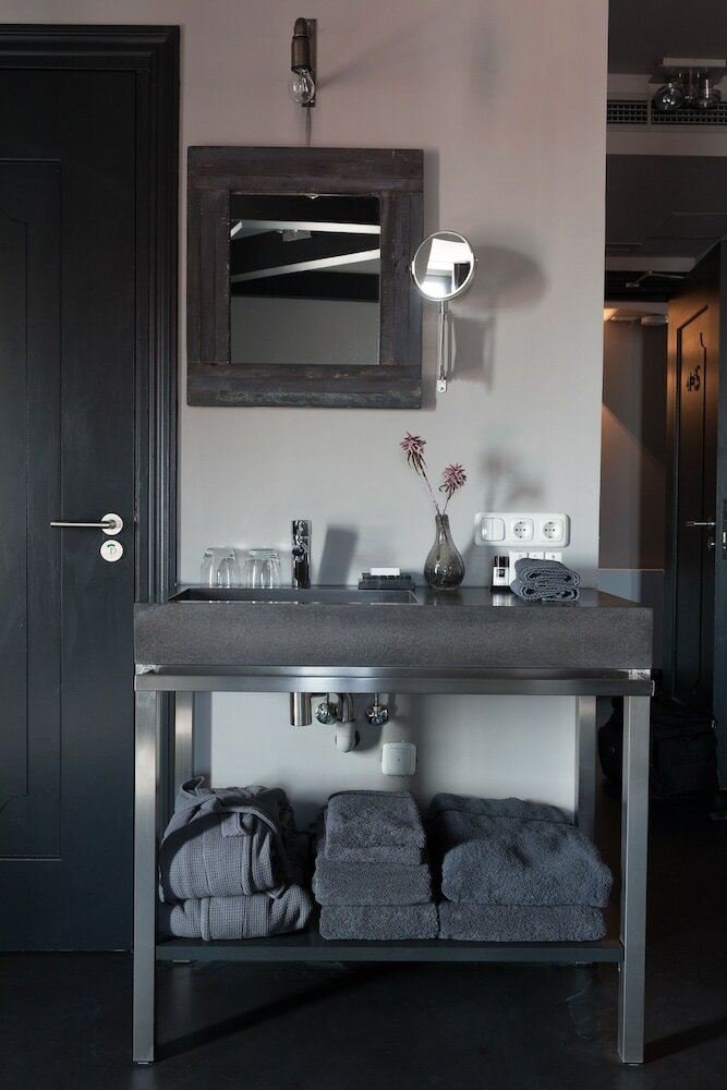 Фото Mother Goose Hotel