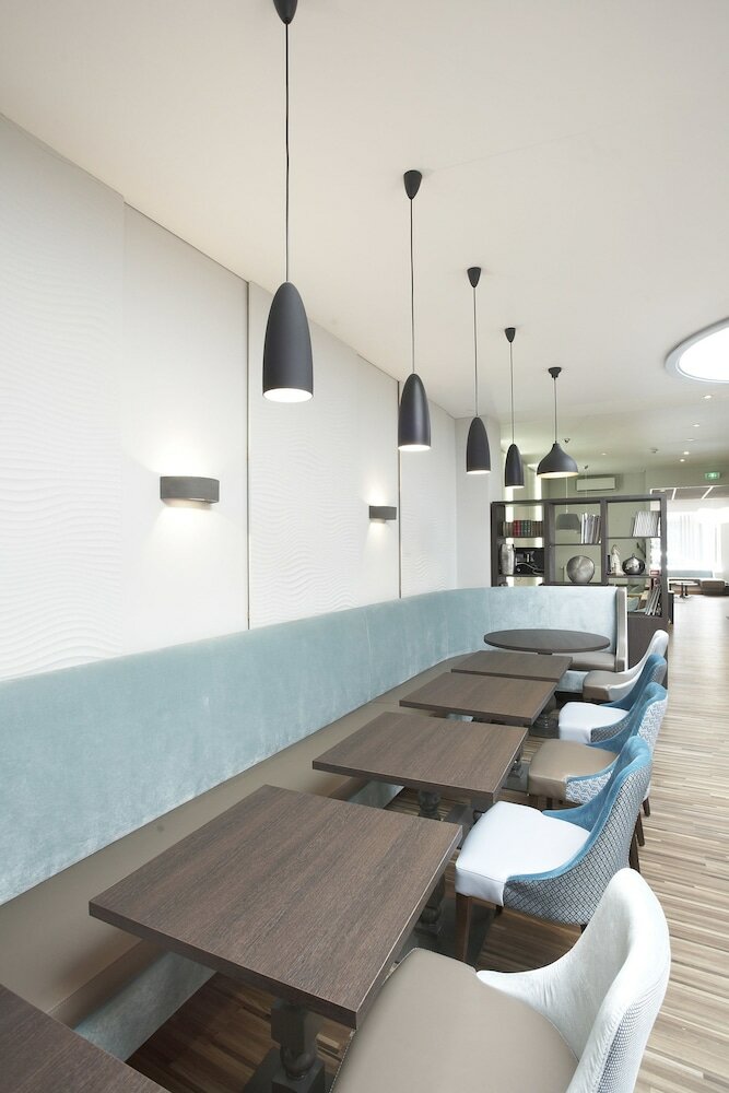 Фото Hôtel d'Orléans