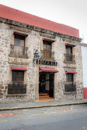 Гостиница Hotel El Carmen в Морелии