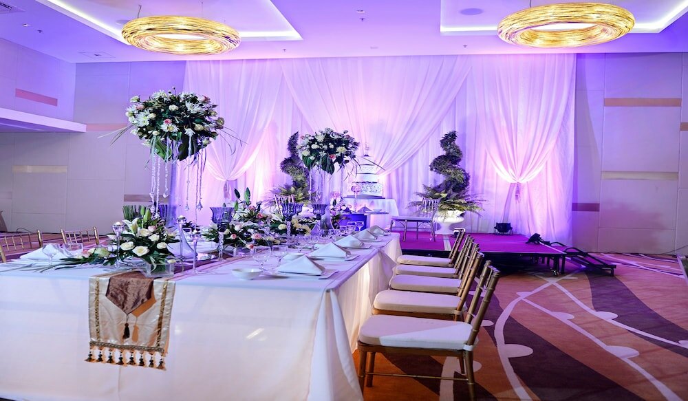 Фото Bayfront Hotel Cebu - North Reclamation