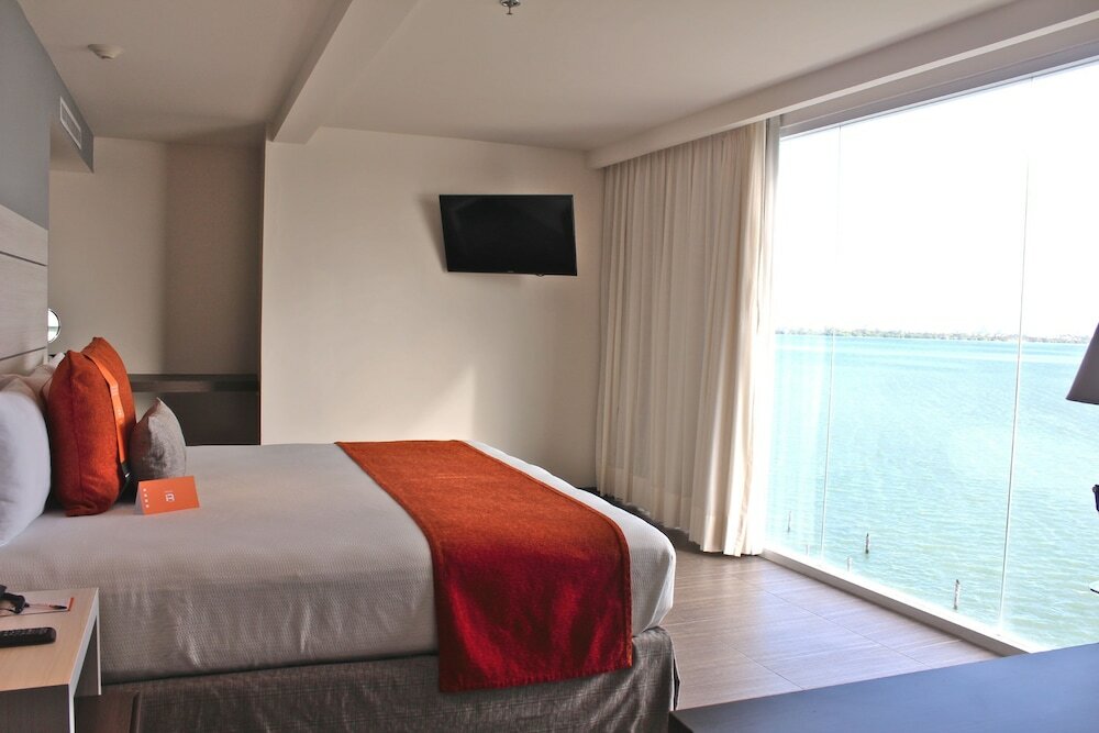 Фото Real Inn Cancun