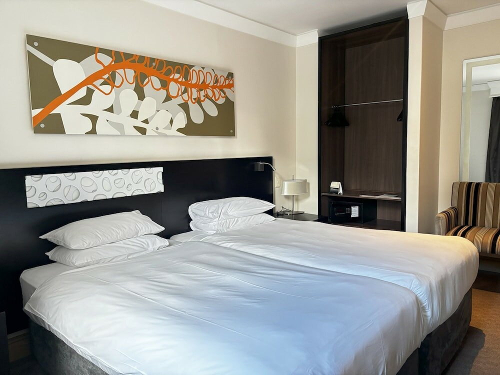 Фото Onomo Hotel Cape Town – Inn on the Square