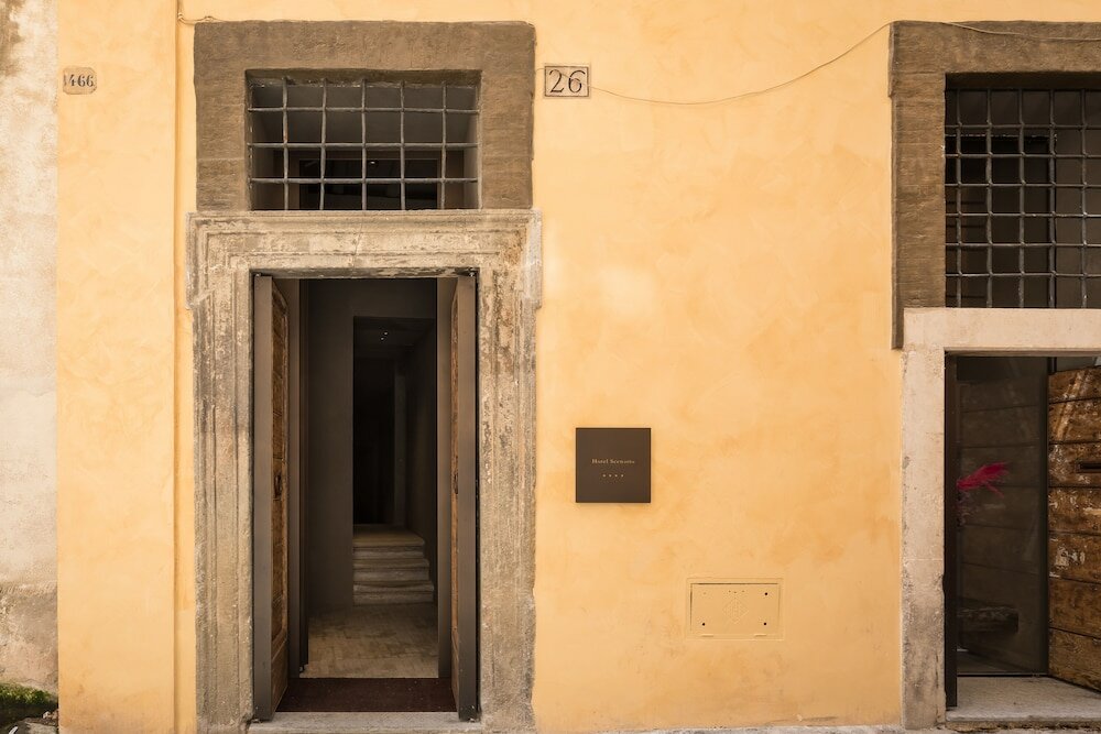 Фото Hotel Scenario