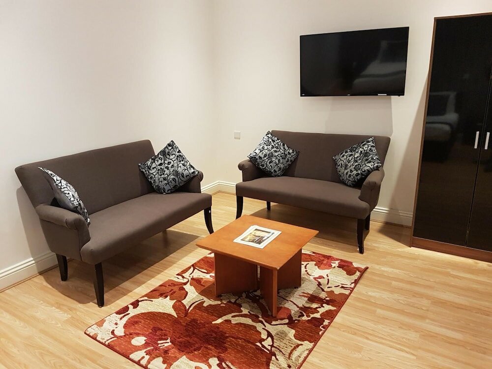 Фото Westpoint Hotel