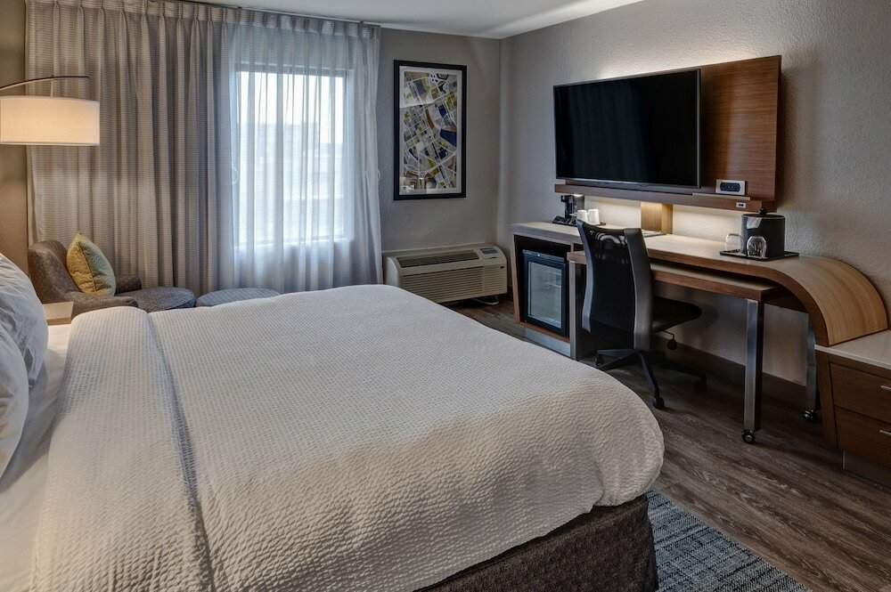 Фото Courtyard by Marriott Vanderbilt-West End