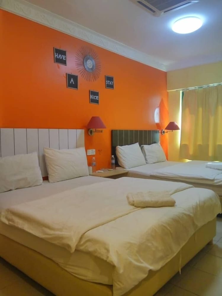 Фото Pudu Inn Hotel