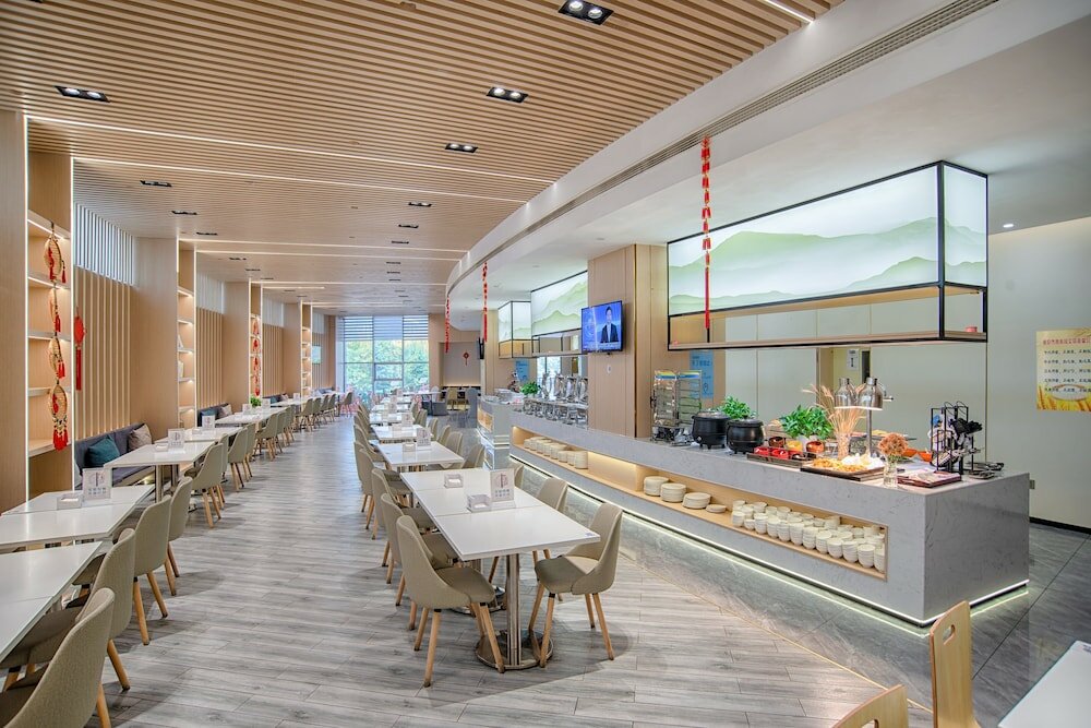 Фото Holiday Inn Express Taian City Center