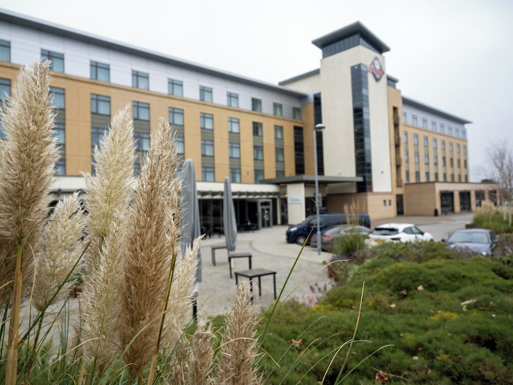 Фото отеля 2