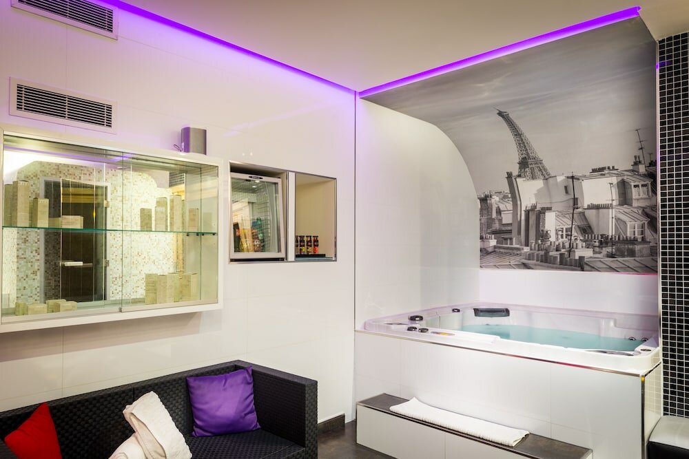 Фото Hôtel L'Empire Paris