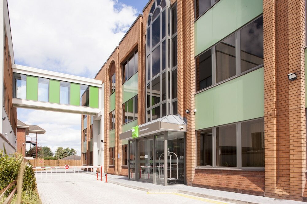 Фото ibis Styles London Heathrow Airport