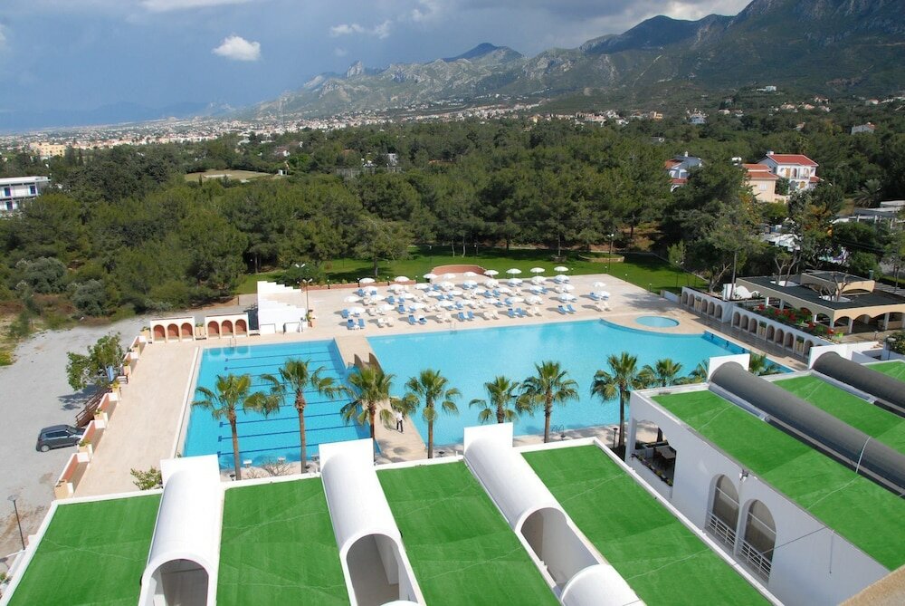 Фото Uptown Buyuk Anadolu Girne Hotel