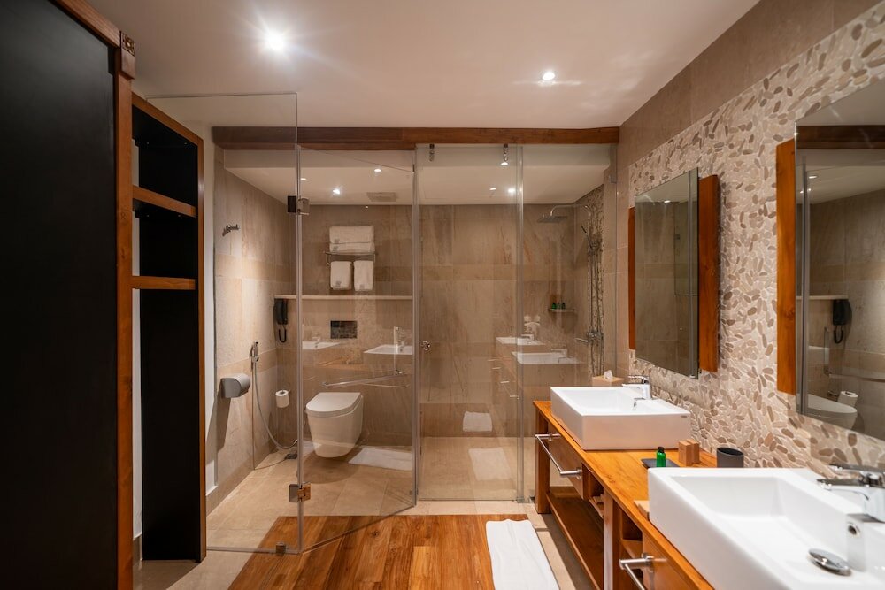 Фото The Radh Hotel