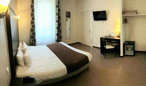 Hotel Brit Hotel Confort Auclair Gueret, Gueret, photo