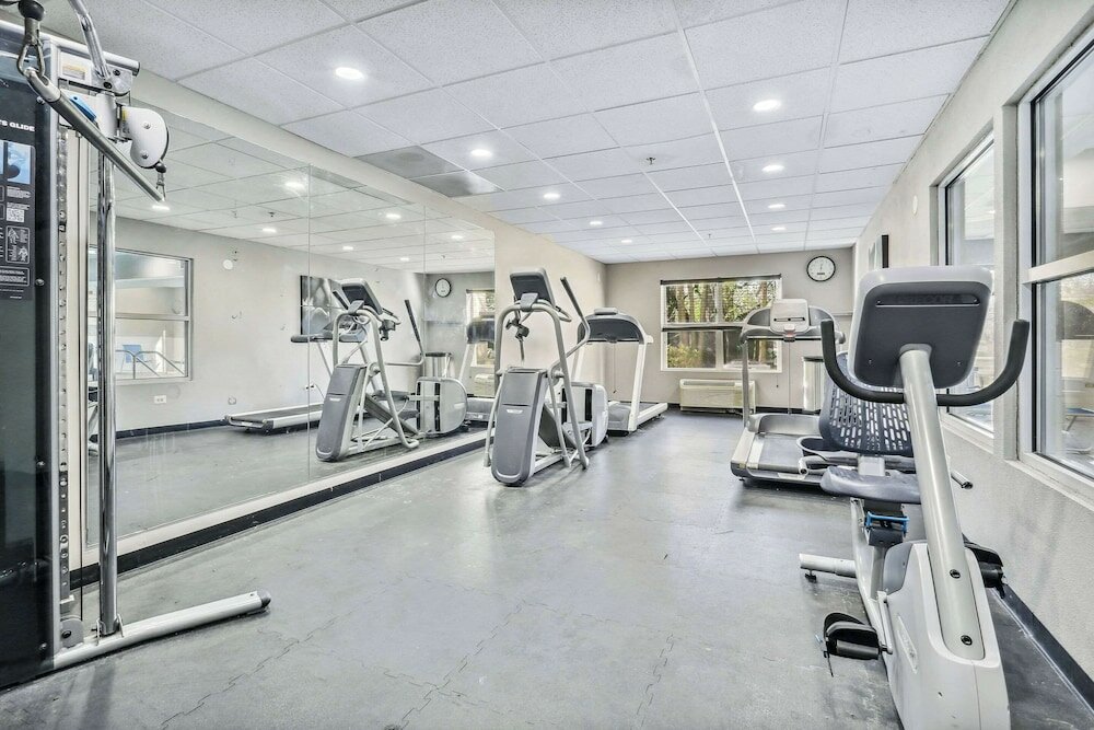 Фото Country Inn & Suites by Radisson, Chicago O'Hare South, Il