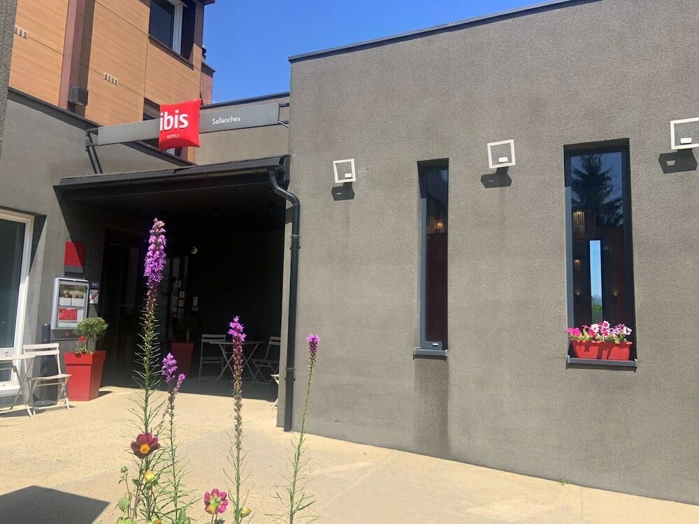 Фото Ibis Sallanches Porte du Mont Blanc