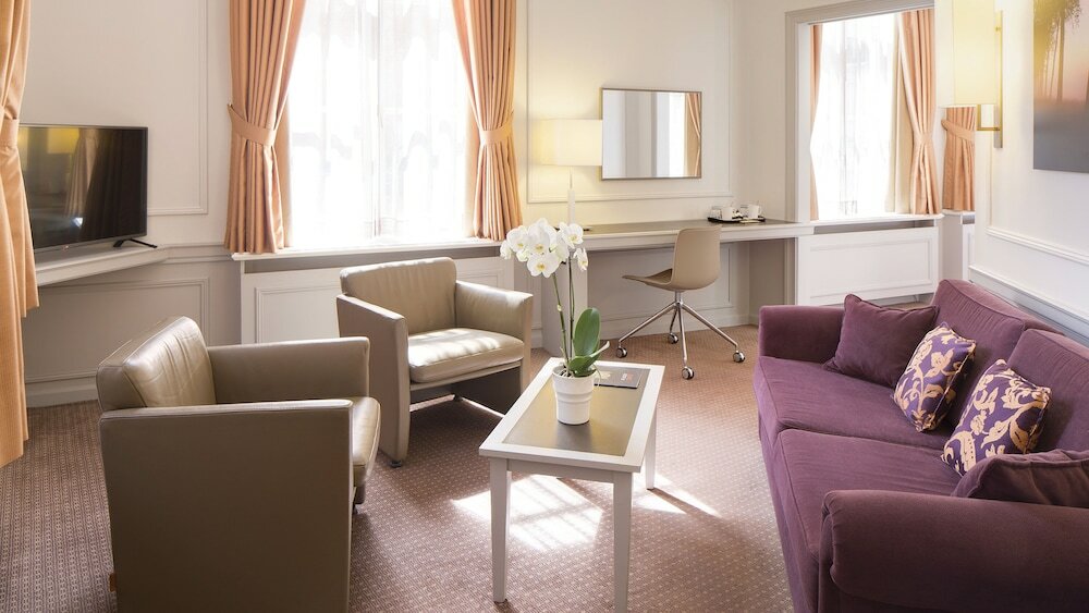 Фото Crowne Plaza Bruges