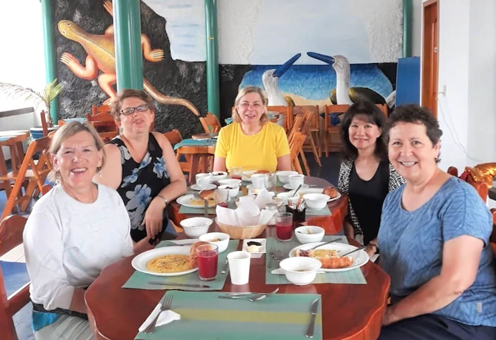 Фото Coloma Galapagos Hostal