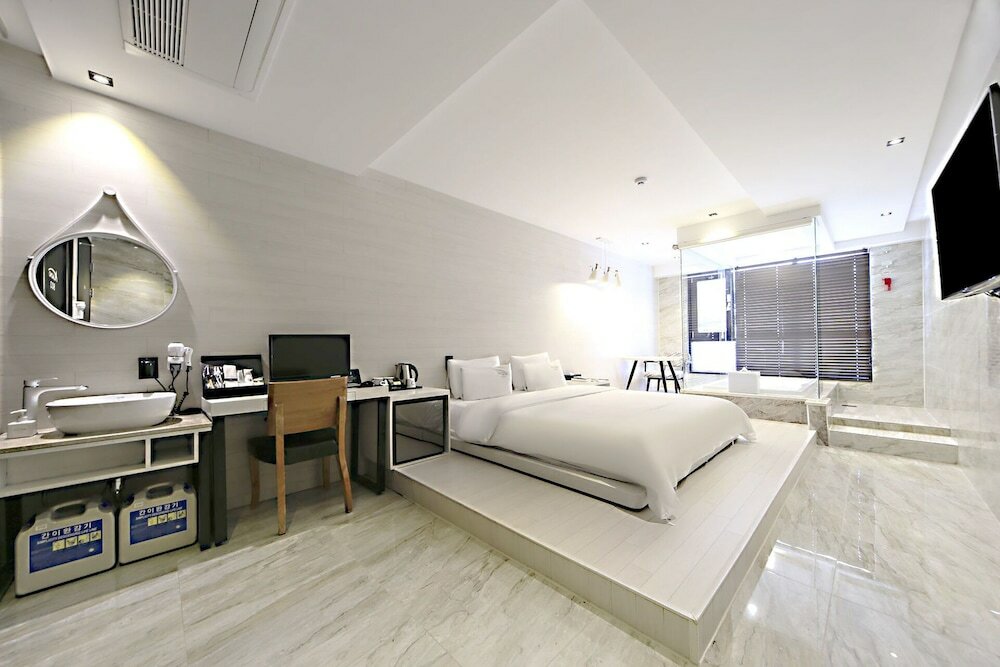 Фото Masan Almond Hotel