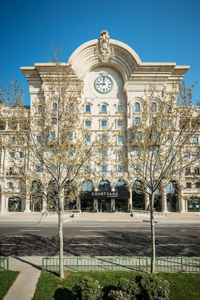Фото Courtyard by Marriott Baku