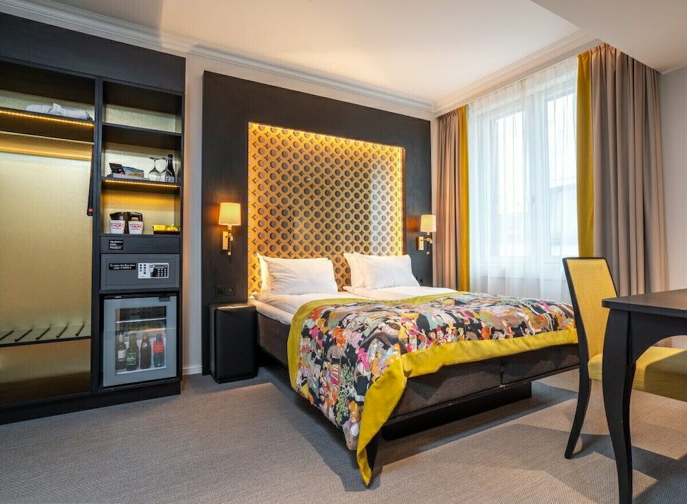 Фото Thon Hotel Rosenkrantz Oslo