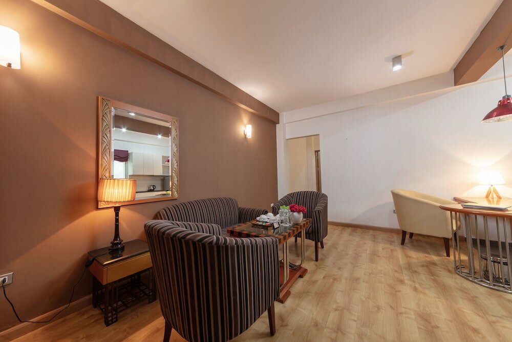 Фото Golden Sun Villa Hotel