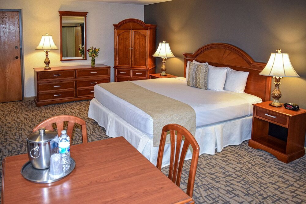 Фото Comfort Inn & Suites Downtown Tacoma