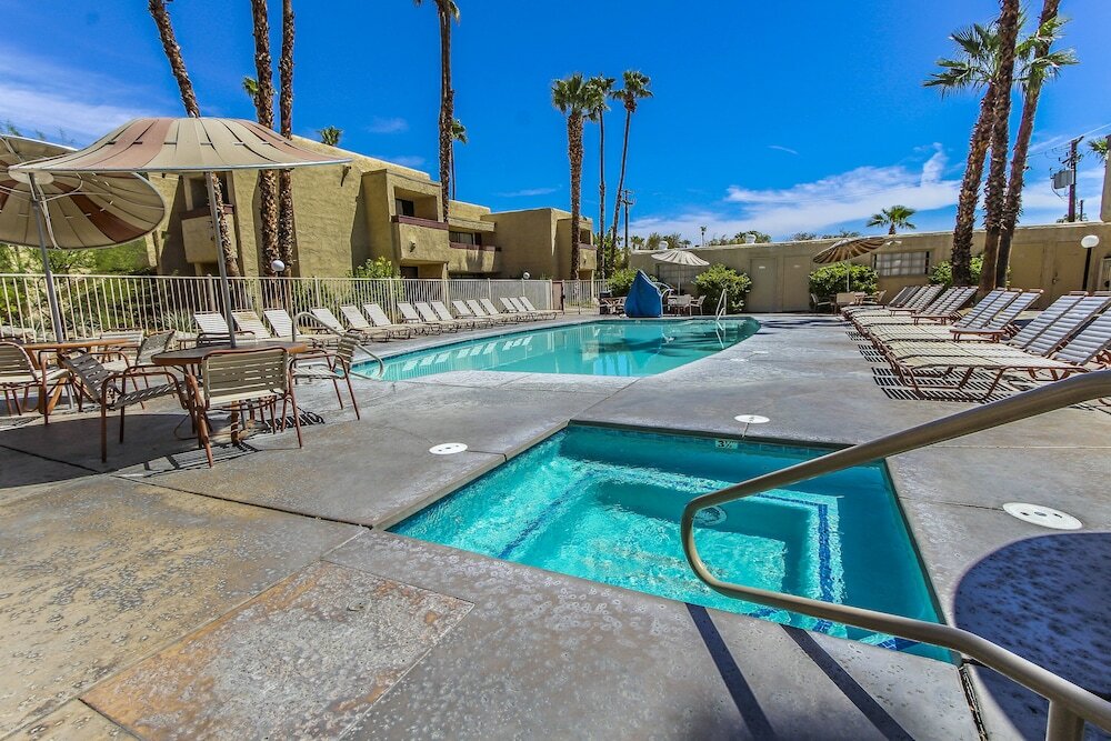 Фото Desert Vacation Villas, a Vri resort