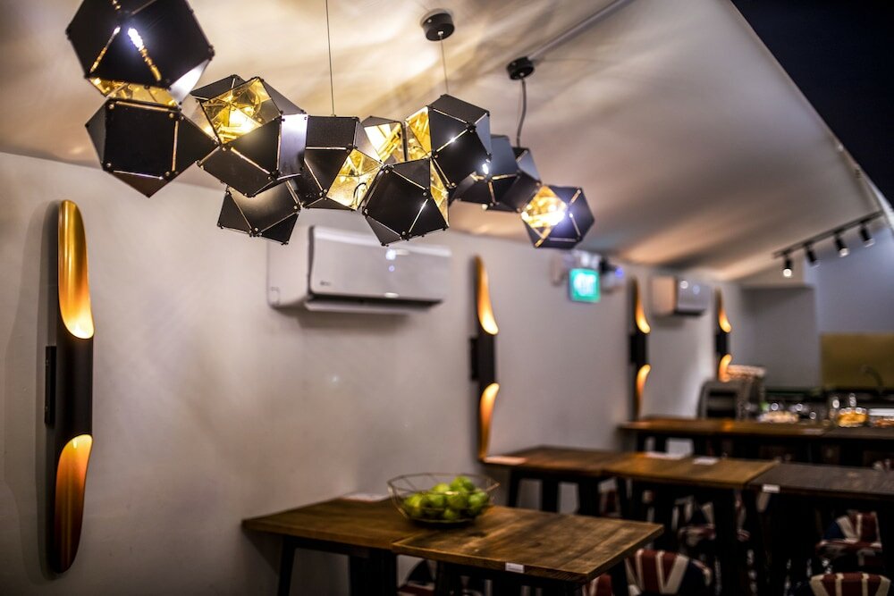 Фото CUBE Boutique Capsule Hotel in Kampong Glam