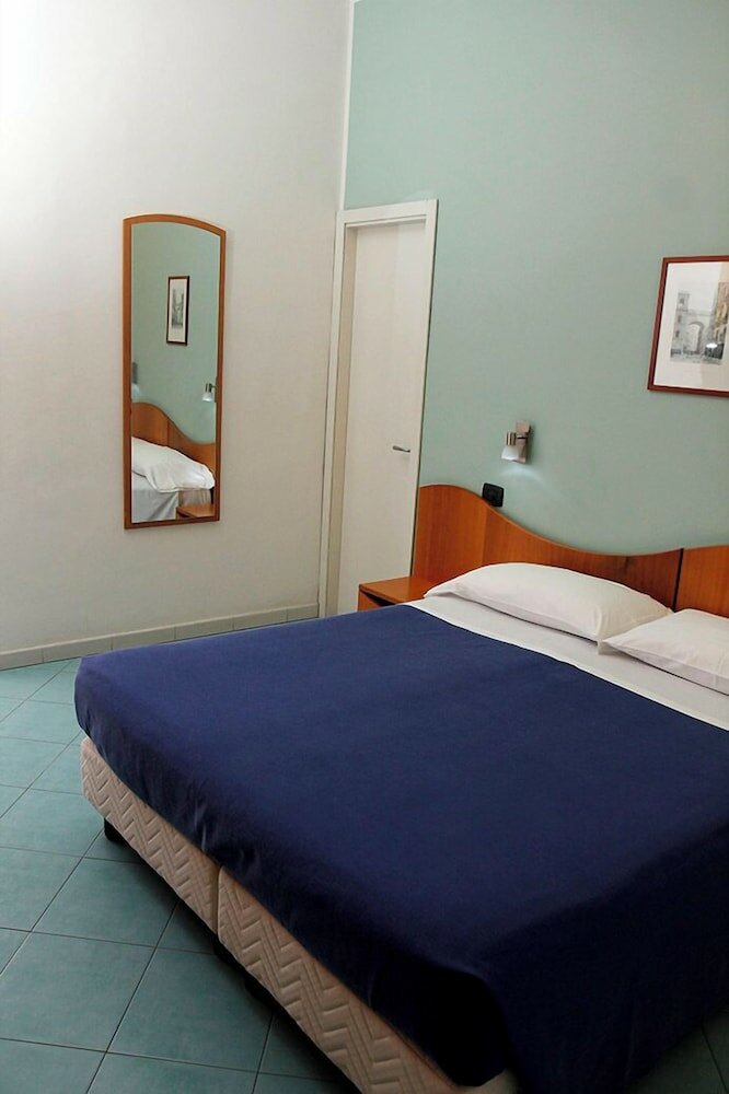 Фото Hotel La Darsena