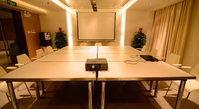 Фото Jinjiang Inn Beijing Tongzhou Beiyuan Subway Station Branch