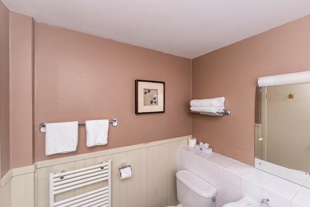 Фото The Lake of Menteith Hotel