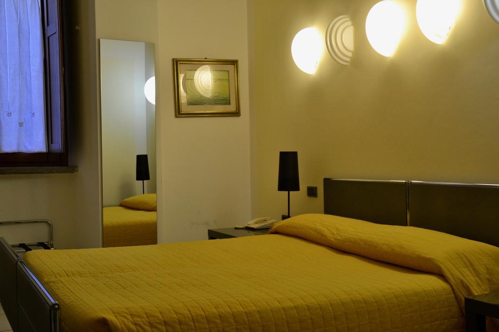 Фото Hotel Italia