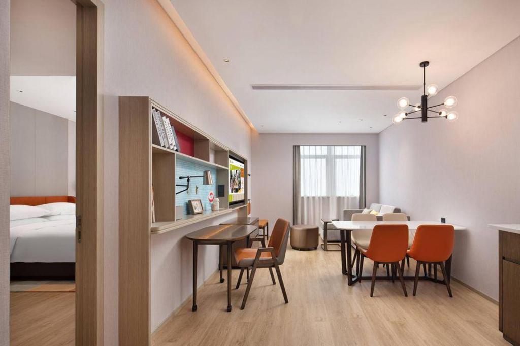 Фото Home2 Suites by Hilton Fouzhou Cangshan