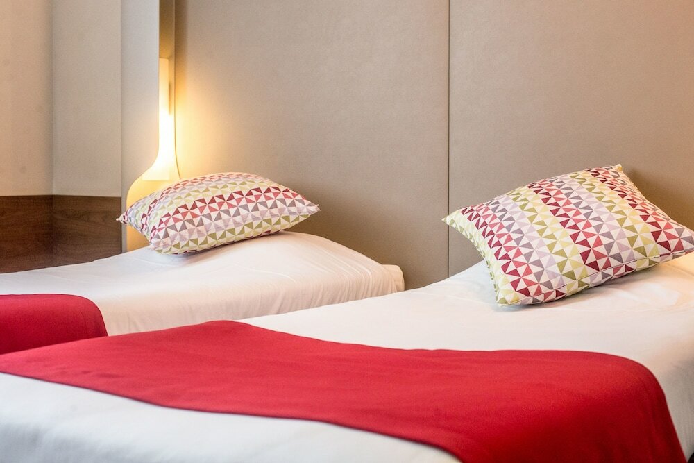 Фото Ibis Styles Bordeaux Centre Gare