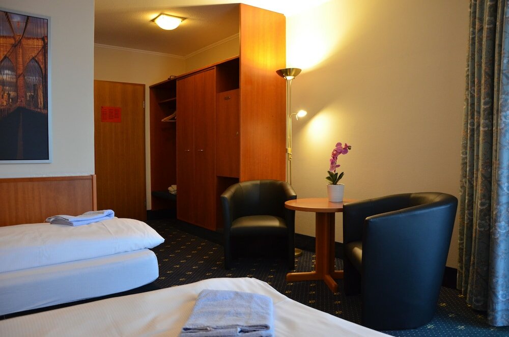 Фото Karaman Group Hotel