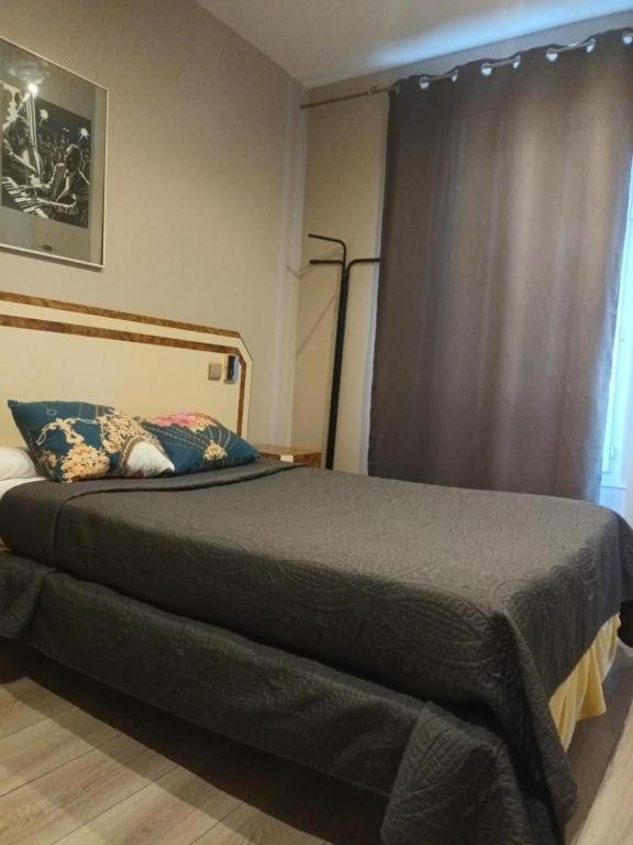 Фото Hôtel Azur Montmartre