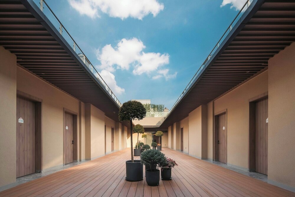 Фото Holiday Inn Express Shanghai Hongqiao Necc, an Ihg Hotel