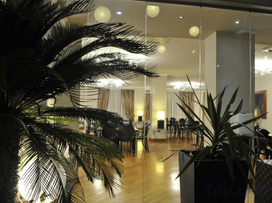 Фото Hotel Villa Traiano