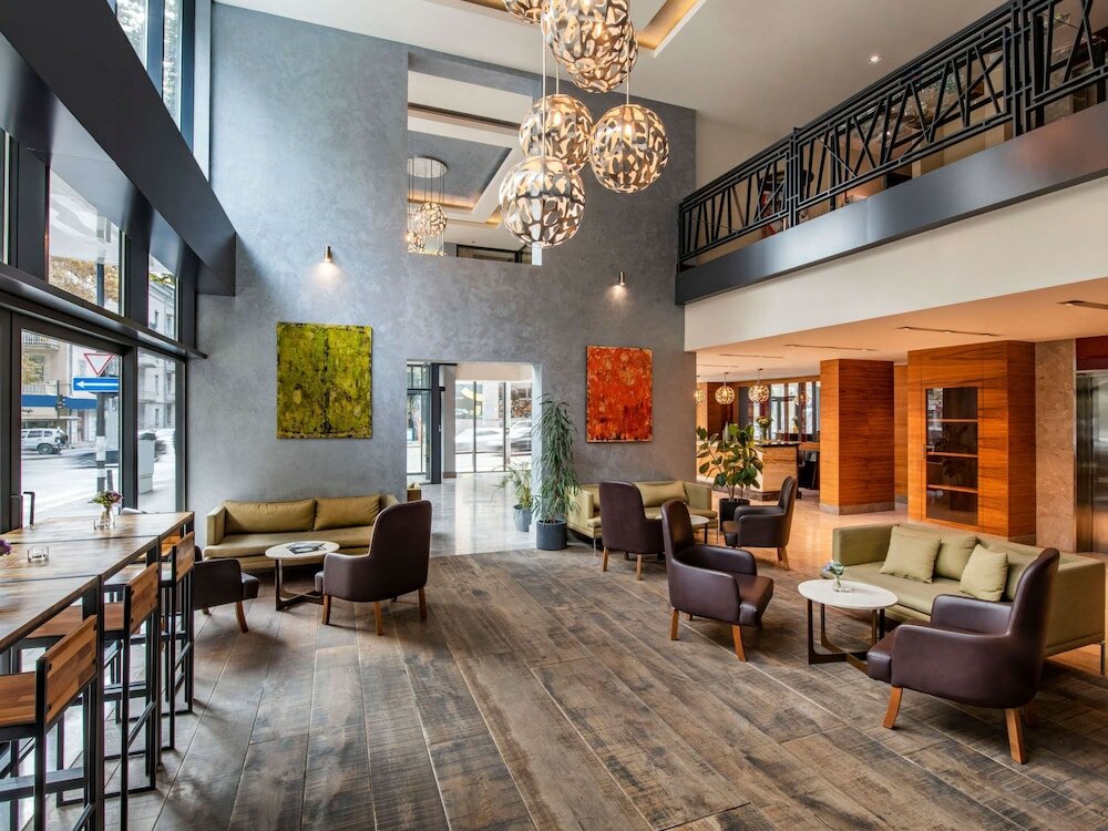 Фото Tbilisi Saburtalo Hotel by Mercure