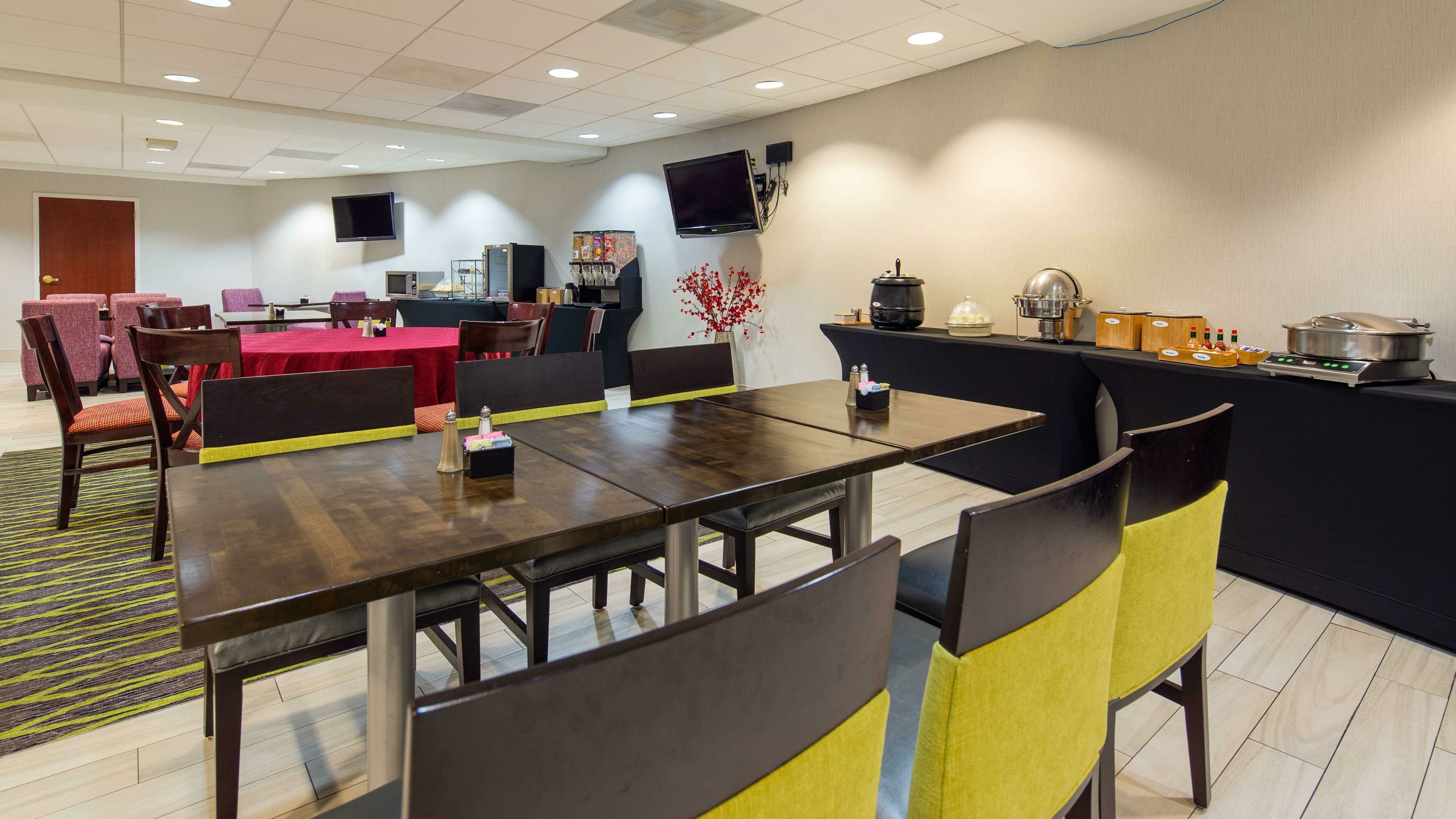 Фото Best Western Plus Boston Hotel