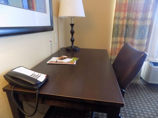 Фото Country Inn & Suites by Radisson, Evansville, In