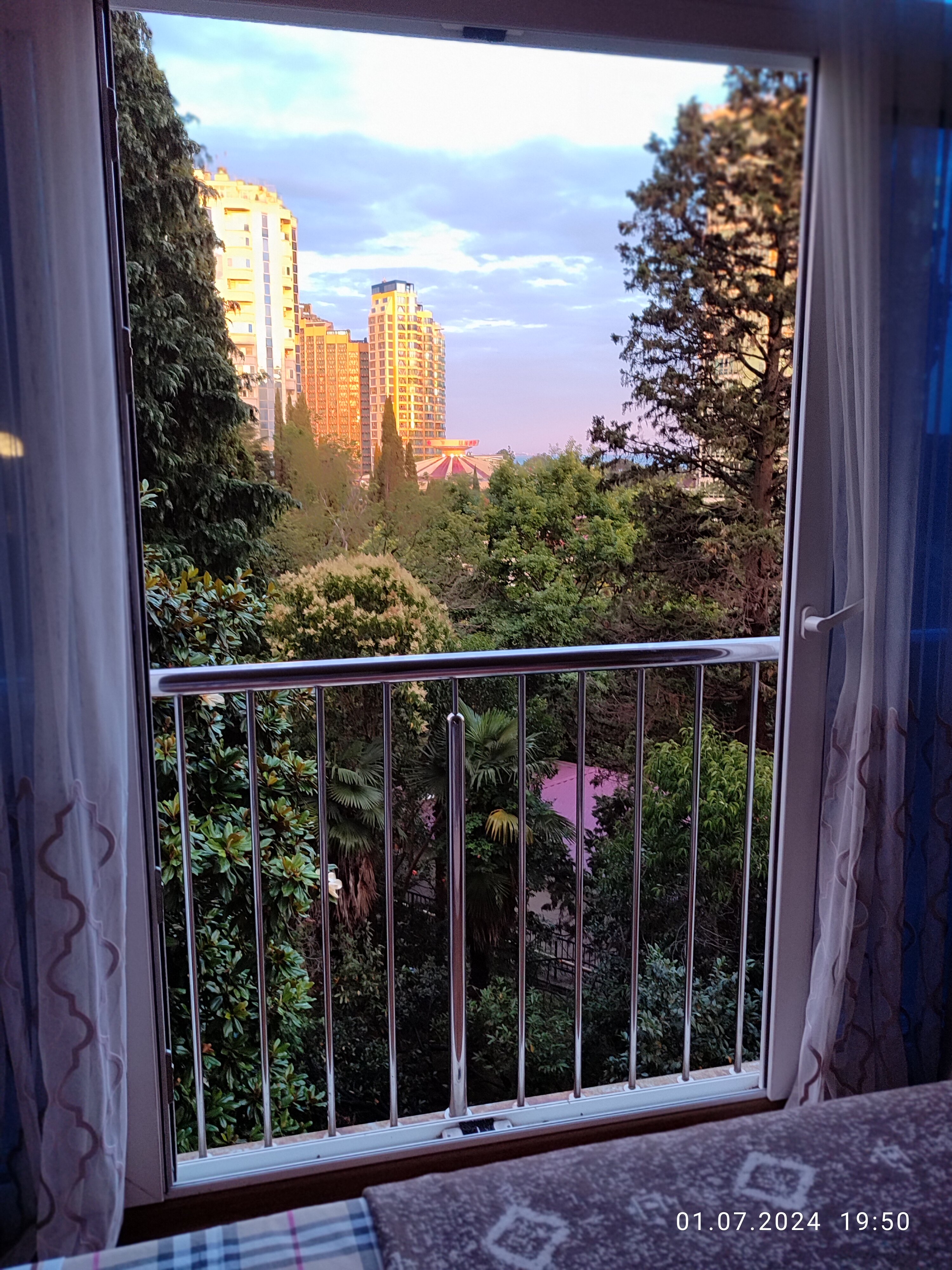 Фото Мира на Курортном