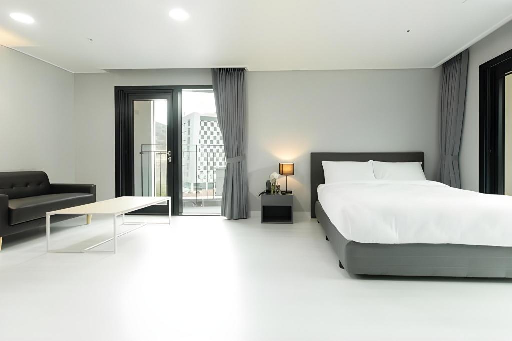 Фото Miami Jeongseon Hotel