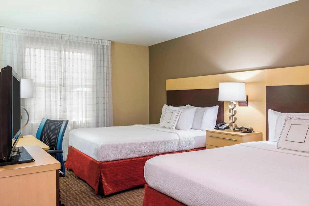 Фото TownePlace Suites by Marriott Tampa Westshore/Airport